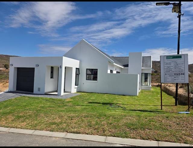 2 BEDROOM HOUSE FOR SALE IN ST HELENA VIEWS